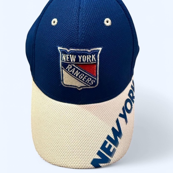 New York Rangers Reebok snapback hat - Picture 1 of 3